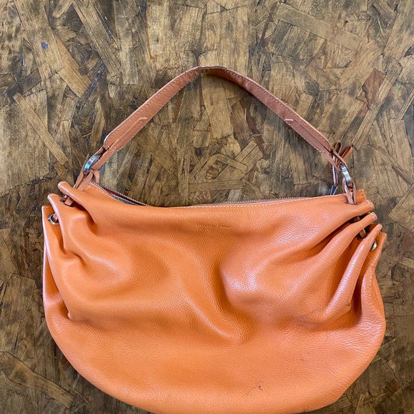 Peter Kent soft pebbled leather purse - Picture 2 of 3